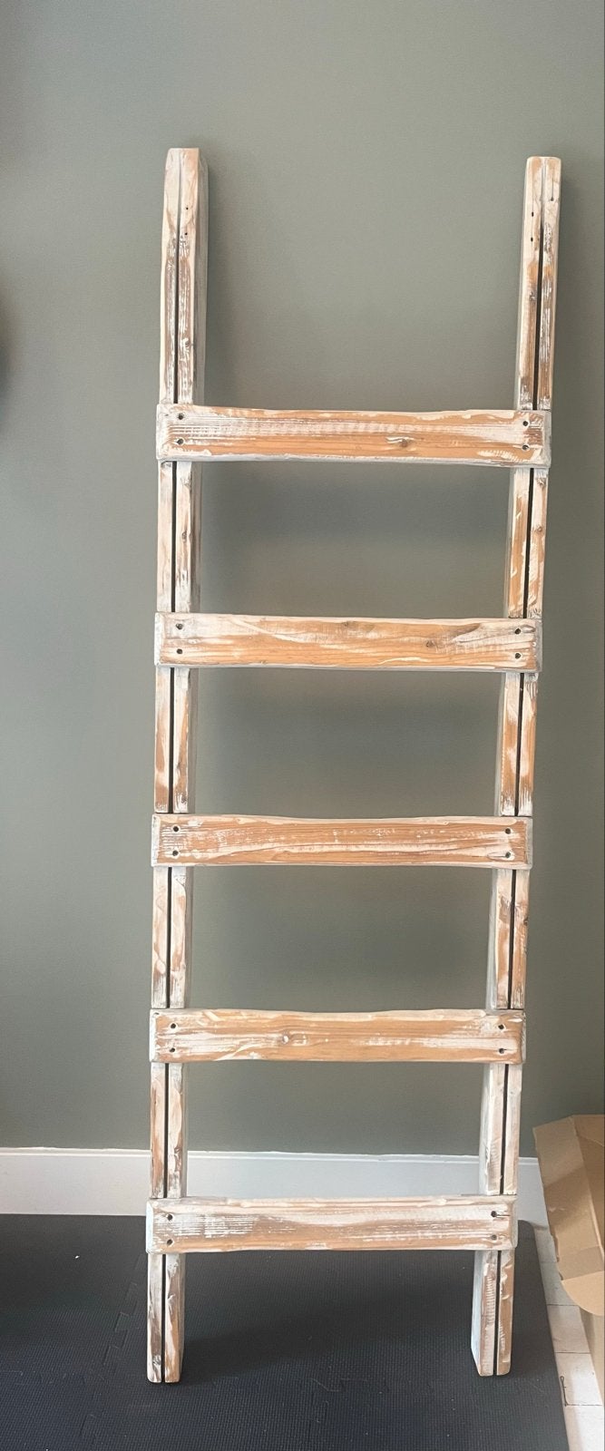 Decoratieve houten ladder, whitewash look, Ophalen, Zo goed als nieuw, Ladder, Minder dan 2 meter