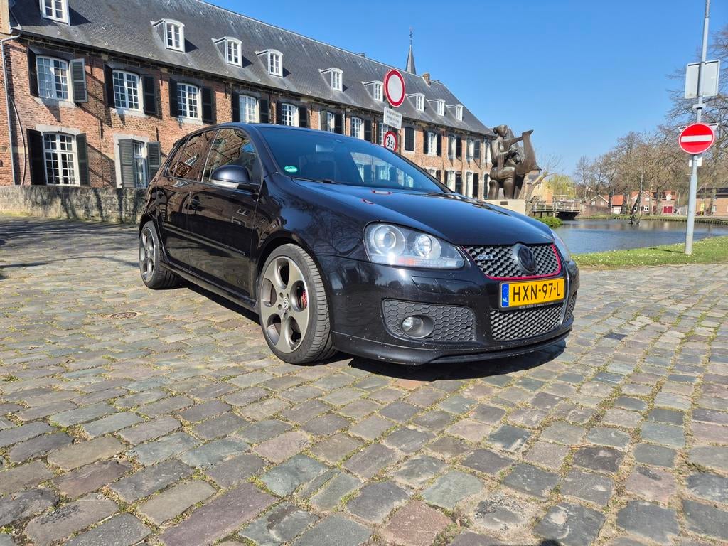 Volkswagen Golf 2.0 GTI Edition 30 DSG, Auto's, Volkswagen, Euro 5, Zwart, 4 cilinders, 1984 cc