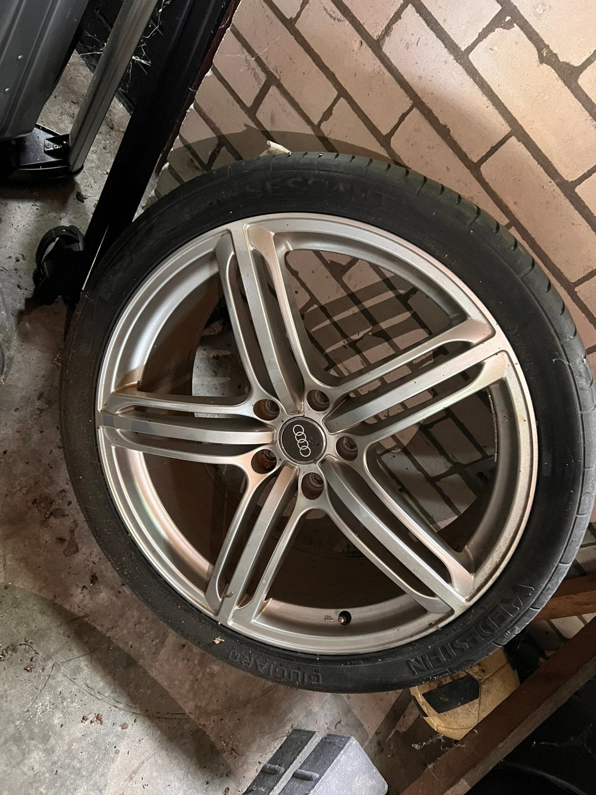 Audi Q8 velgen 22 inch met extra band, Auto-onderdelen, Ophalen of Verzenden, Gebruikt