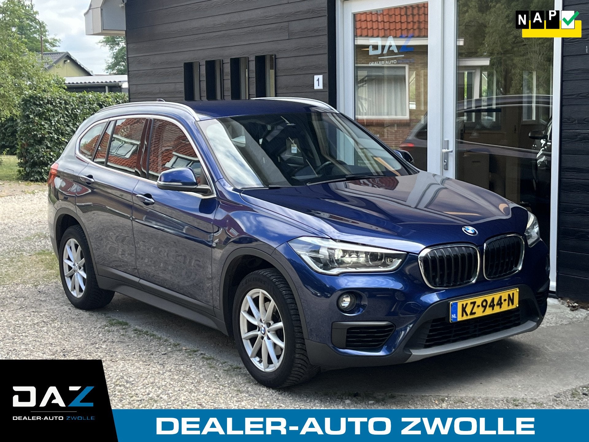 BMW X1 sDrive18i Centennial High Executive Ecc/Audio/Navi/Le, 136 pk, Gebruikt, Blauw, Handgeschakeld