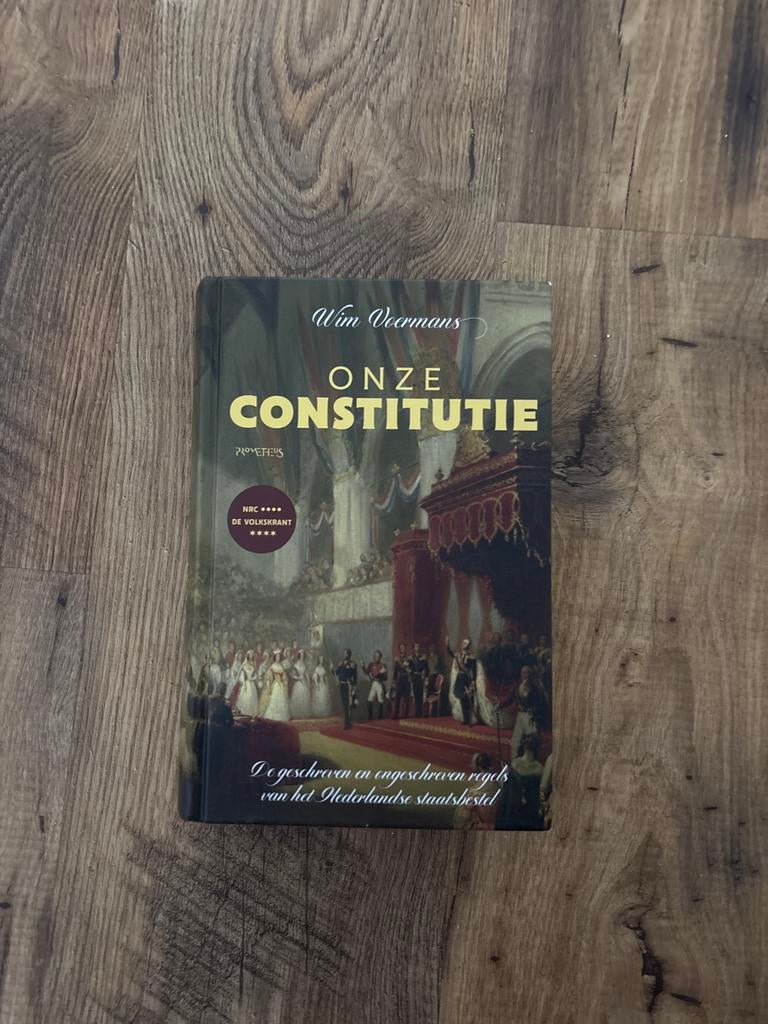 Wim Voermans - Onze constitutie (zesde druk), Ophalen of Verzenden, Zo goed als nieuw, Wim Voermans