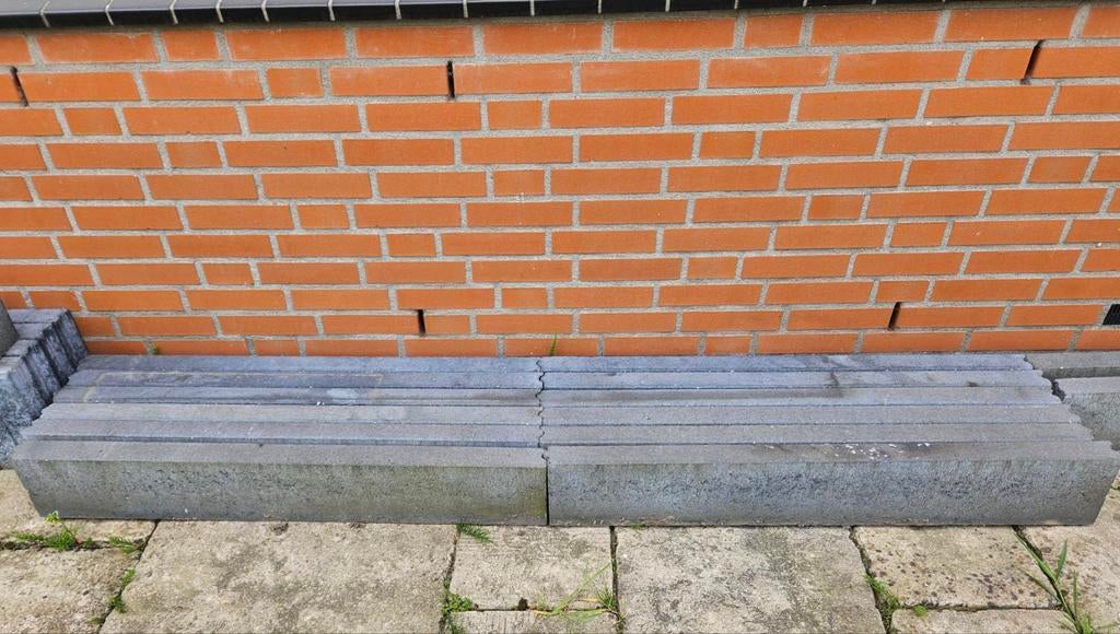 Trottoirbanden antraciet 12 stuks, Ophalen, Zo goed als nieuw, Minder dan 5 m², Overige typen