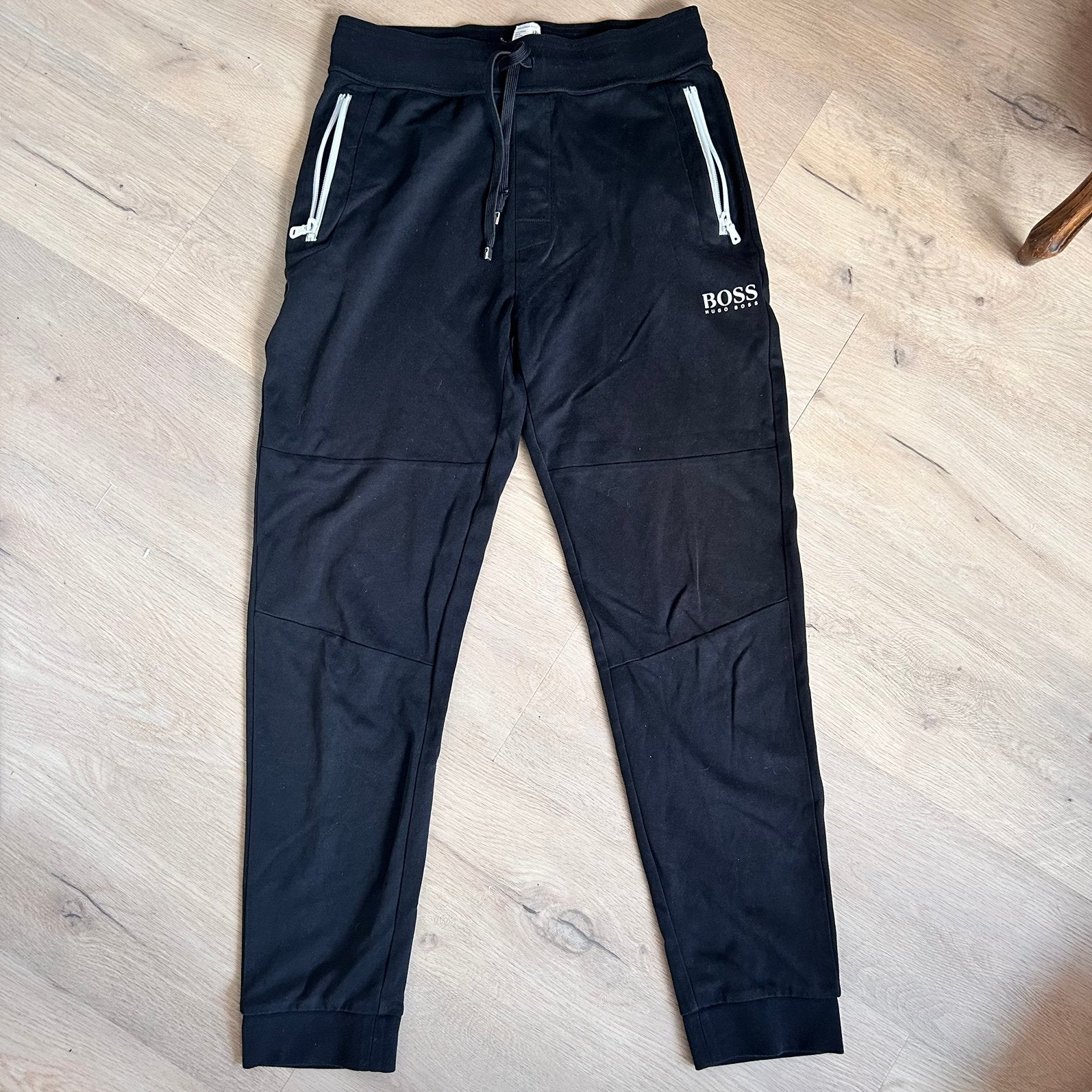 BOSS Hugo Boss joggingbroek zwart maat S, Zwart, Ophalen of Verzenden, Hugo Boss, Gedragen