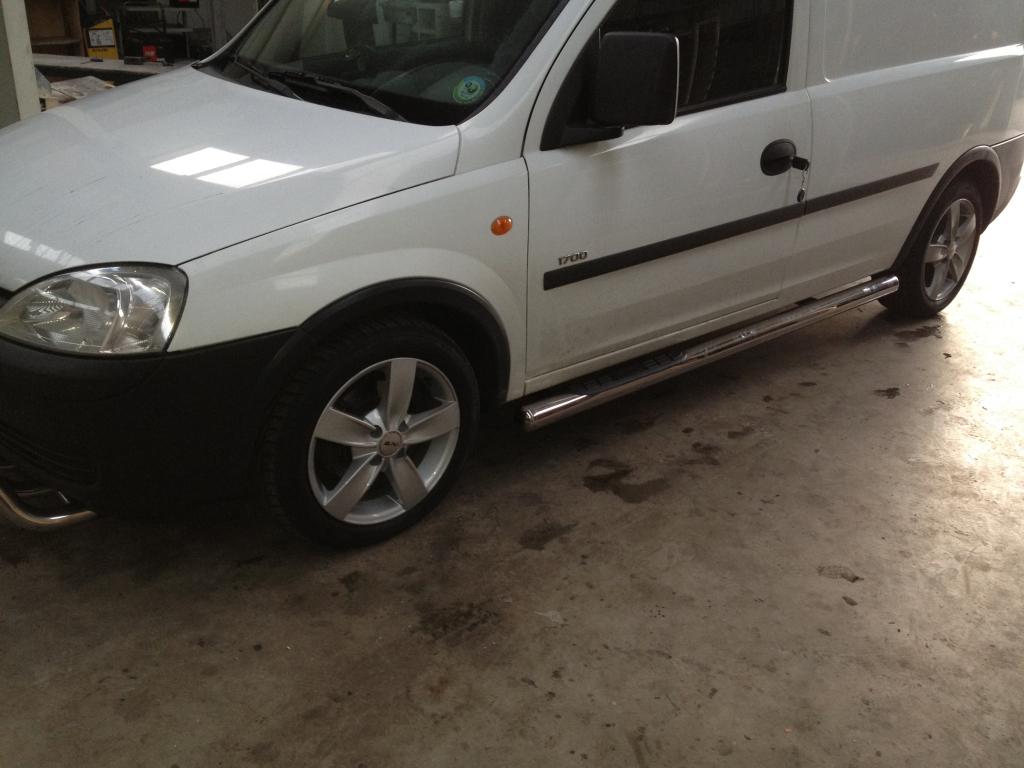 Renault Kangoo Sidebars rechte buis 70 mm met opstapjes, Niet ingevuld, Niet ingevuld, Niet ingevuld
