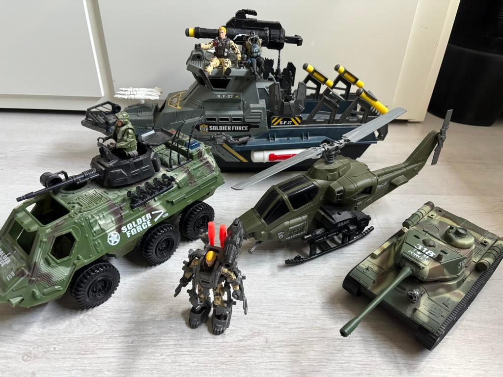 Marinier / leger speelgoedset / helikopter / tank / boot, Verzamelen, Ophalen of Verzenden, Zo goed als nieuw
