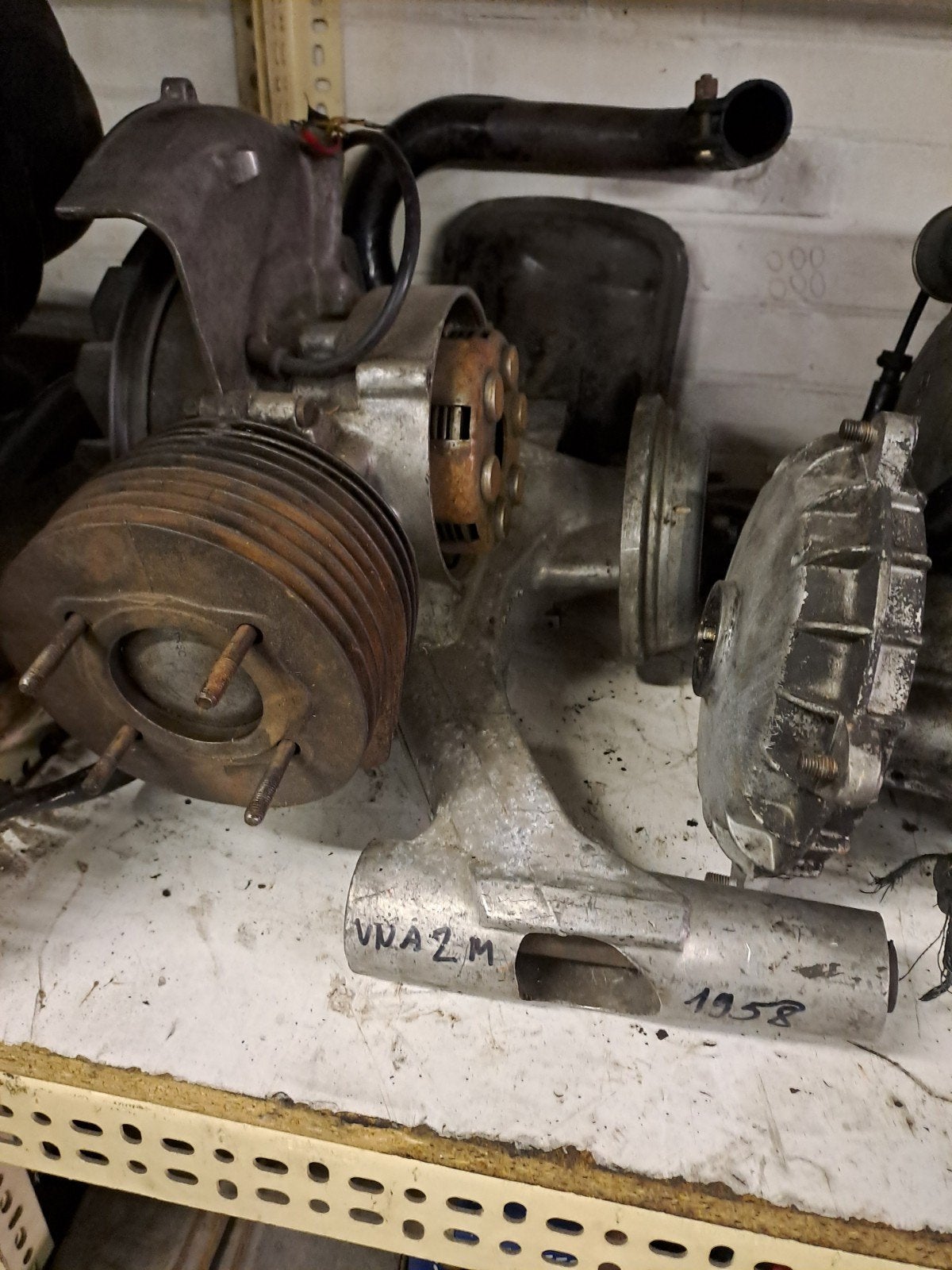 Vespa VNA 125 cc motorblok vna2m 1958 1959, Motoren, Ophalen