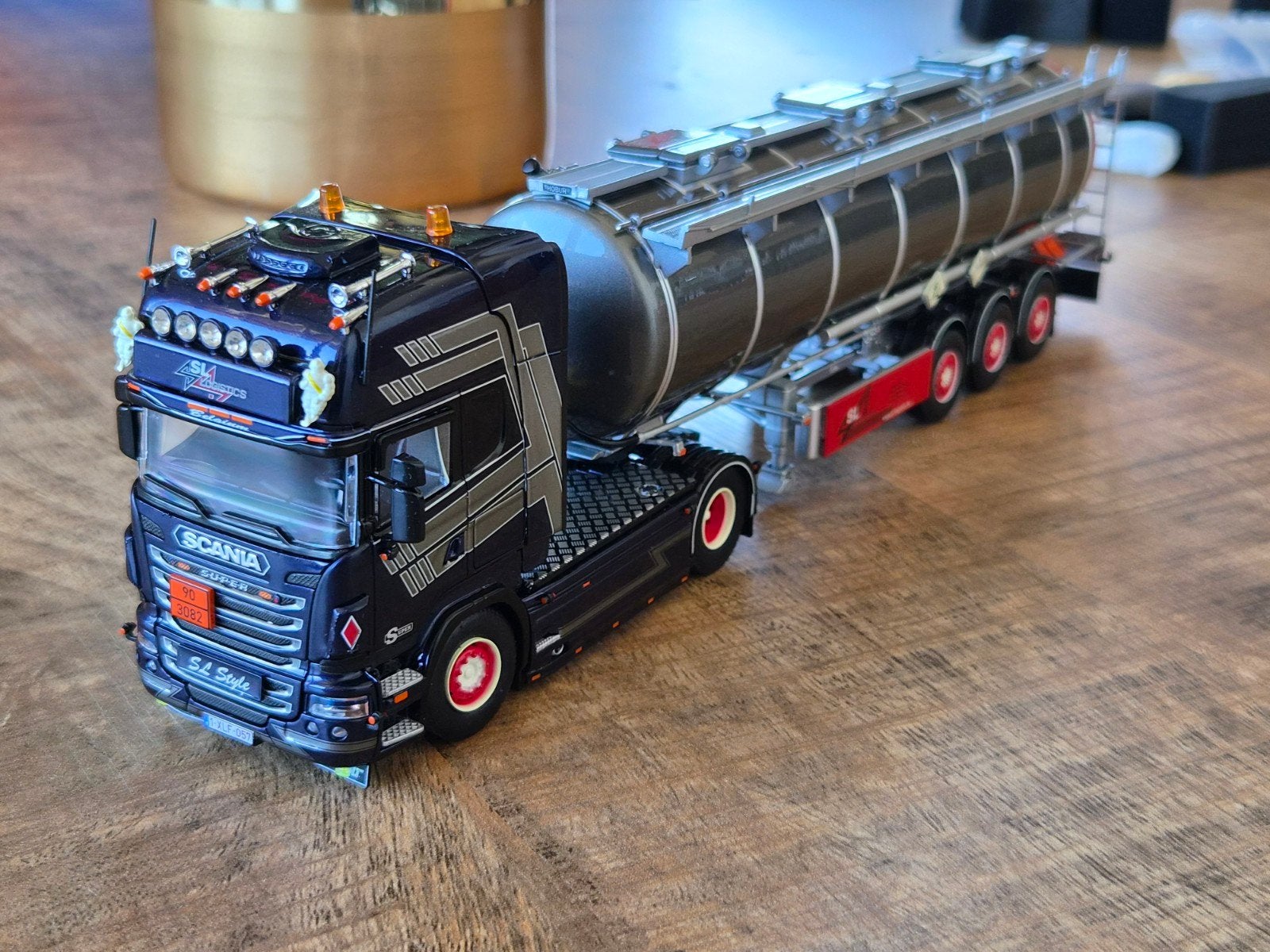 Tekno SL logistics  Scania R5, Ophalen of Verzenden, Zo goed als nieuw, Bus of Vrachtwagen, Tekno