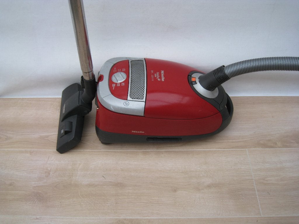Zeer krachtige 2200 watt Miele Cat & Dog 5000 stofzuiger, Witgoed en Apparatuur, Stofzuigers, Gebruikt, Miele, 2000 watt of meer