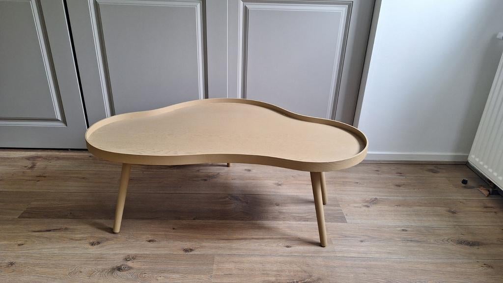 salontafel in organische vorm van het merk Woood, Ophalen, 100 tot 150 cm, 50 tot 100 cm, Zo goed als nieuw