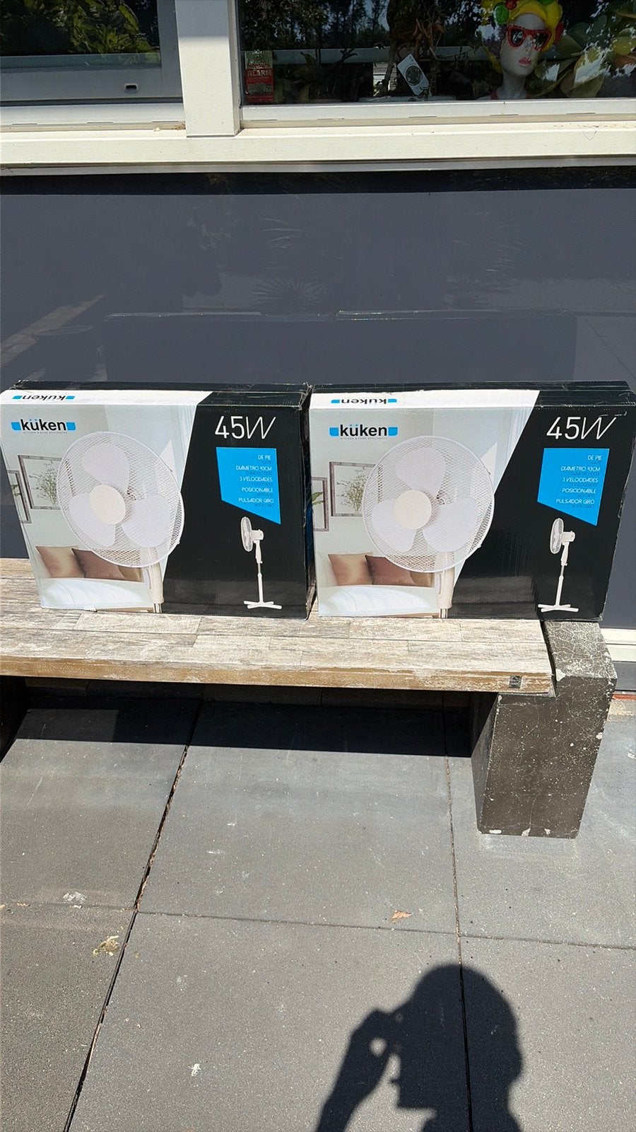 ventilator tekoop moet weg, Kunststof, Raamkozijn, Ophalen of Verzenden, Zo goed als nieuw