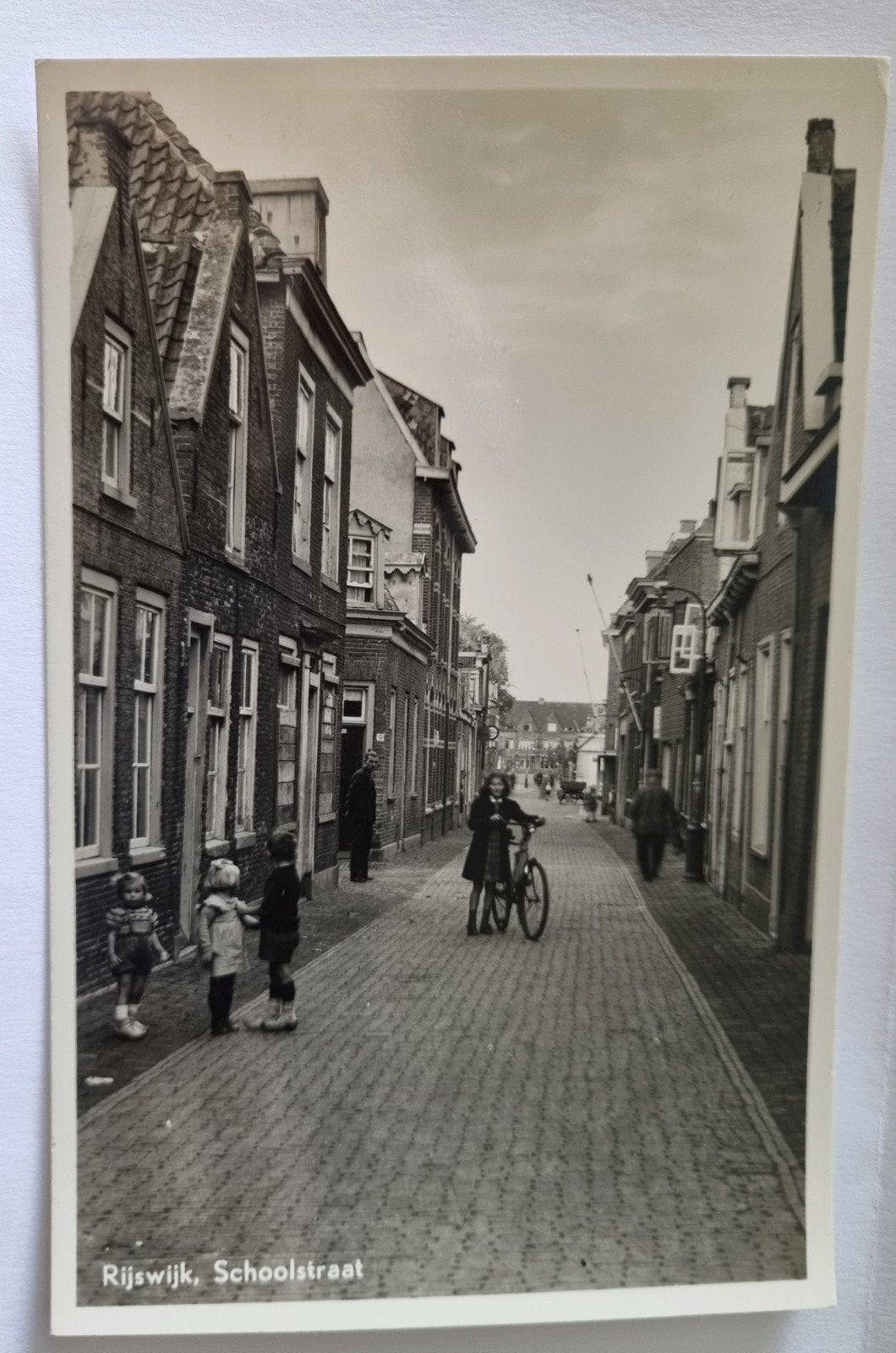 Oude Ansichtkaart Rijswijk Schoolstraat Rustiek, Verzamelen, Ophalen of Verzenden, Zuid-Holland