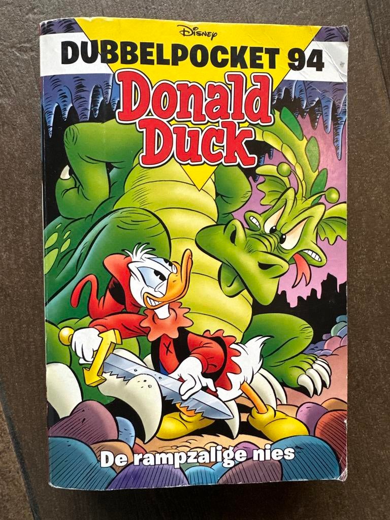 Donald Duck Dubbelpocket 94 - De rampzalige nies, Eén stripboek, Ophalen of Verzenden, Gelezen