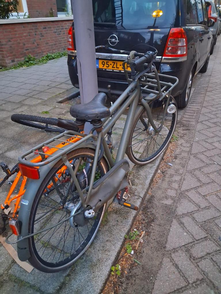 Gebruikte transportfiets met voordrager, Fietsen en Brommers, Fietsen | Heren | Herenfietsen, Overige merken, Terugtraprem, Gebruikt