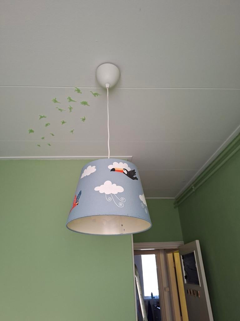 Leuke kinderlamp met vogels en wolken, Ophalen, Gebruikt