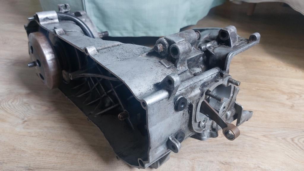 Te koop minarelli horizontaal blok met power one krukas, Fietsen en Brommers, Brommeronderdelen | Scooters, Ophalen, Gebruikt