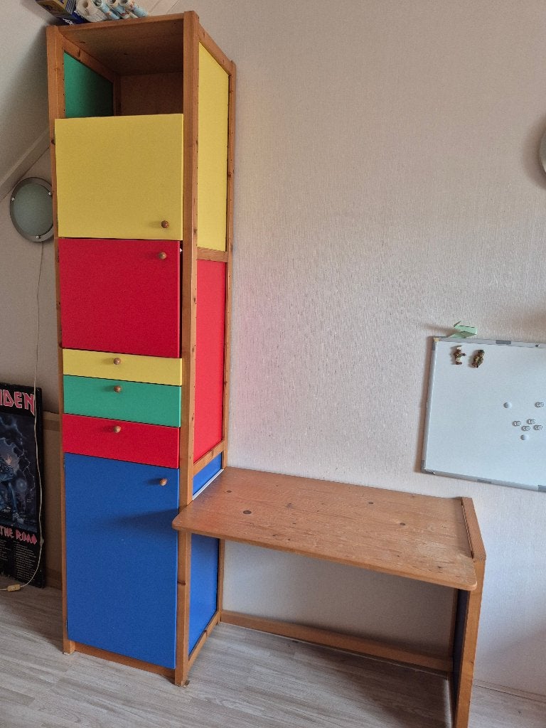Lundia , kinderkamer kast lundia met werktafel, Ophalen, Zo goed als nieuw