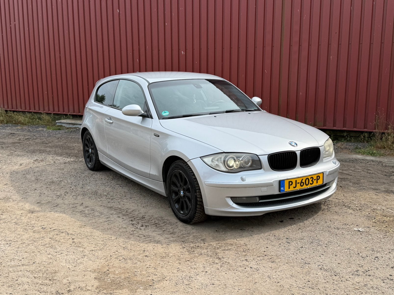 BMW 1-Serie 2.0 118D, Auto's, 1-Serie, 1995 cc, Zwart, 4 stoelen
