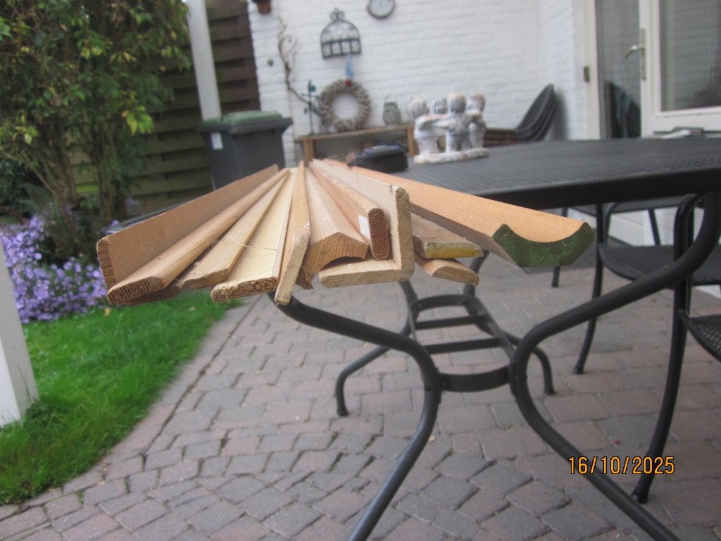 houten profillattjes, Doe-het-zelf en Verbouw, Hout en Planken, Ophalen, Minder dan 25 mm, Overige typen, Zo goed als nieuw