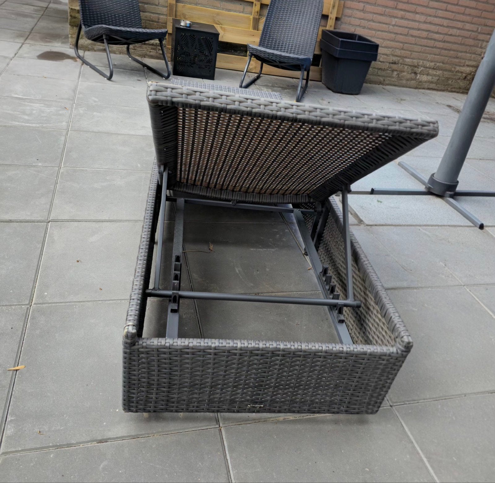 Verstelbare Wicker Ligstoel - Gebruikt, Ophalen, Gebruikt, Wicker, Verstelbaar