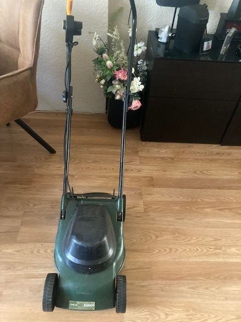 Elektrische grasmaaier gardena em900, Ophalen, Cirkelmaaier, Gebruikt, Elektrische grasmaaier