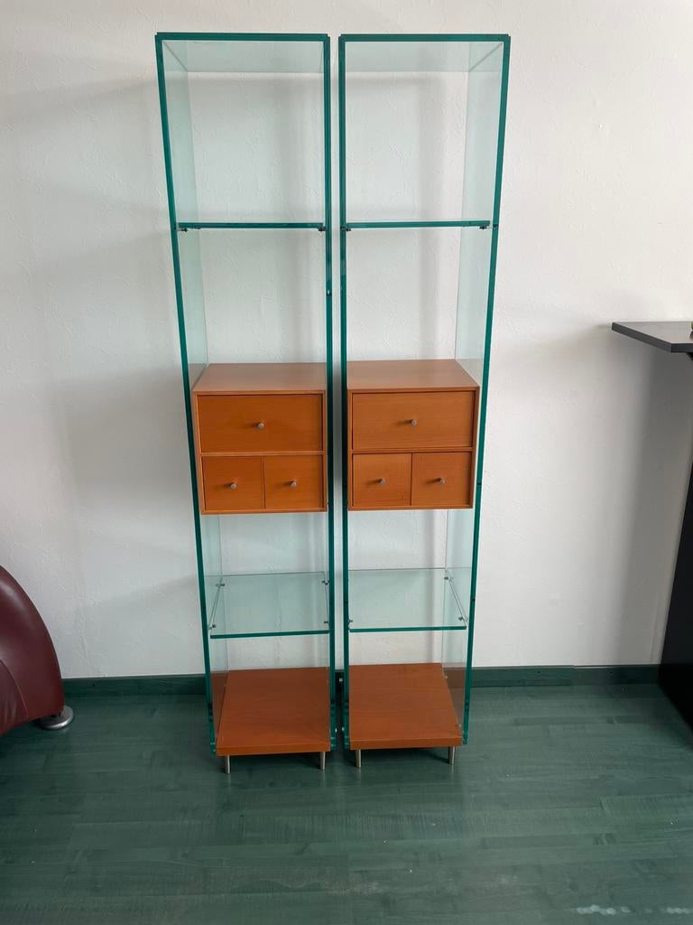 2 mooie designerkastjes van het merk Leolux, Ophalen