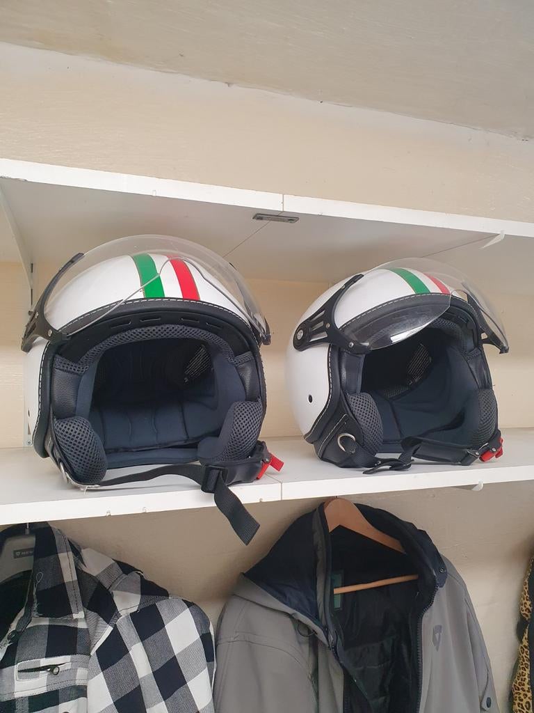 Witte Jethelm met Italiaanse strepen, Motoren, M, Dames, Jethelm, Tweedehands
