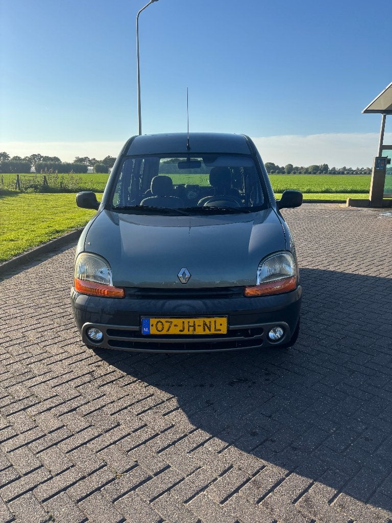 Renault Kangoo 1.6 16V 70KW 2002 Grijs, Auto's, Stof, 40 €/maand, Origineel Nederlands, Handgeschakeld