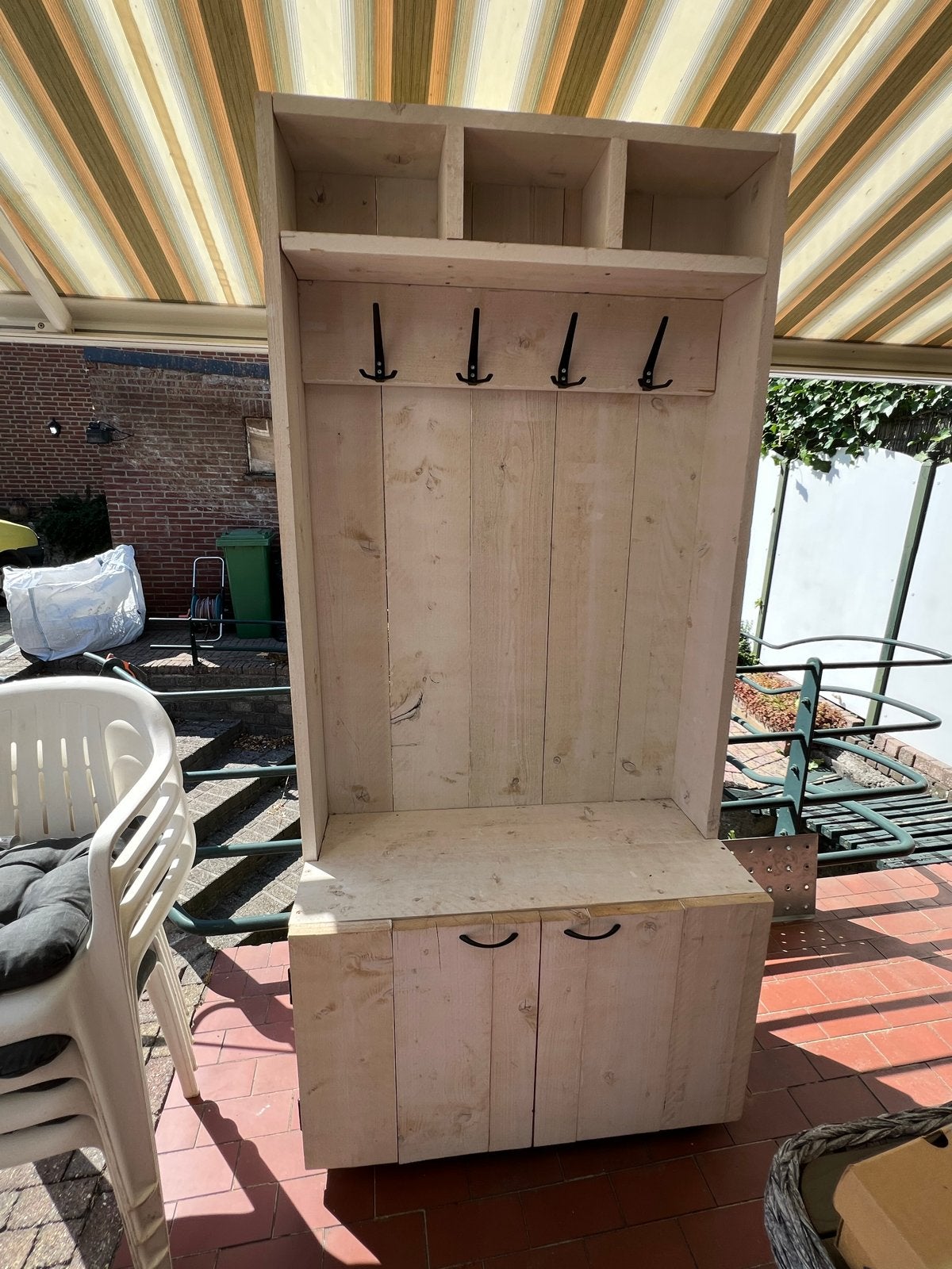 Houten kapstok met opbergruimte en planken, Ophalen, 200 cm of meer, Overige typen, Zo goed als nieuw