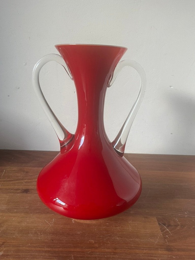 vintage glazen vaas - dieprood met heldere sieroren, Ophalen of Verzenden