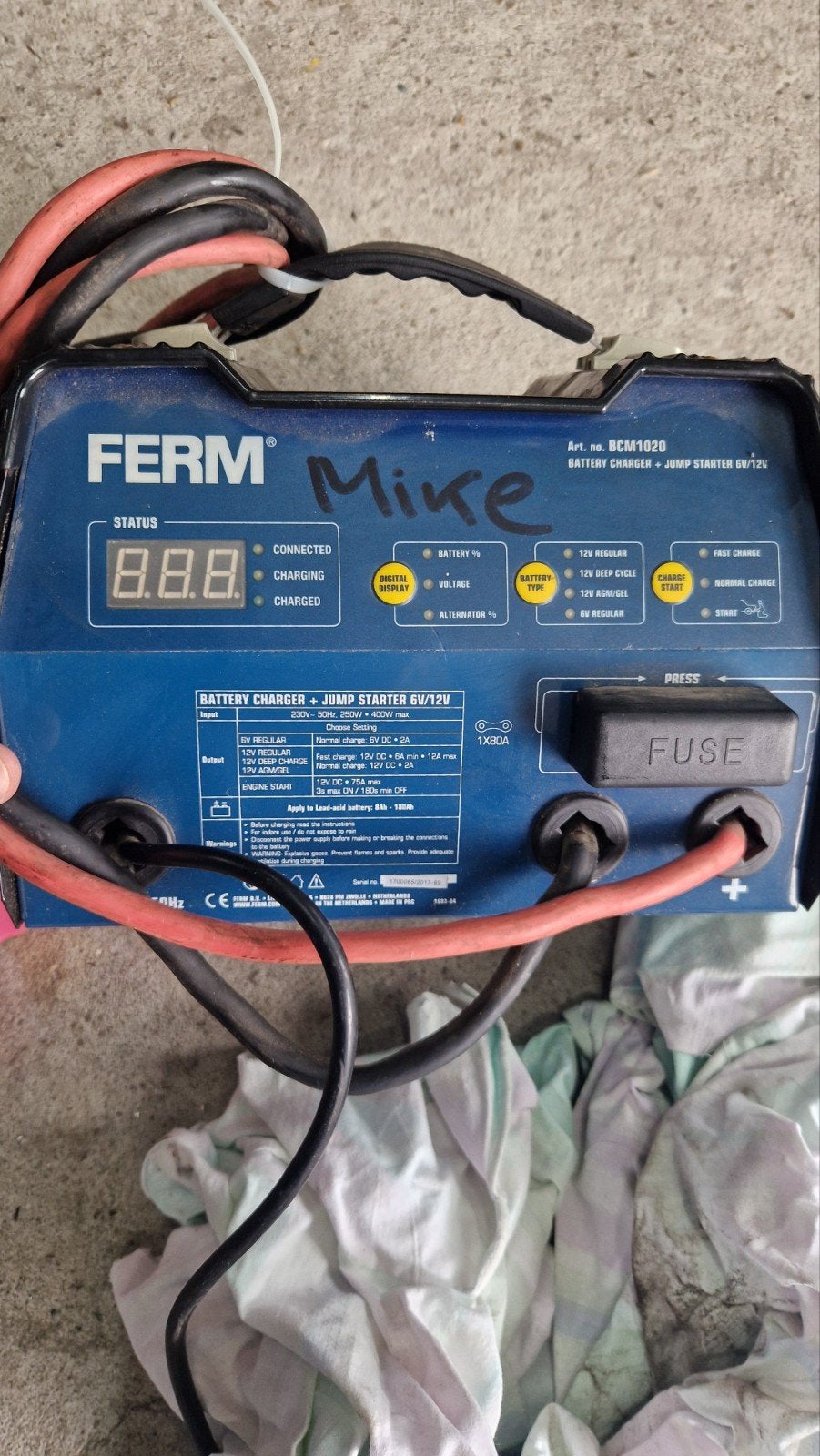 Ferm Acculader + Jump Starter 6V/12V BCM1020, Gebruikt