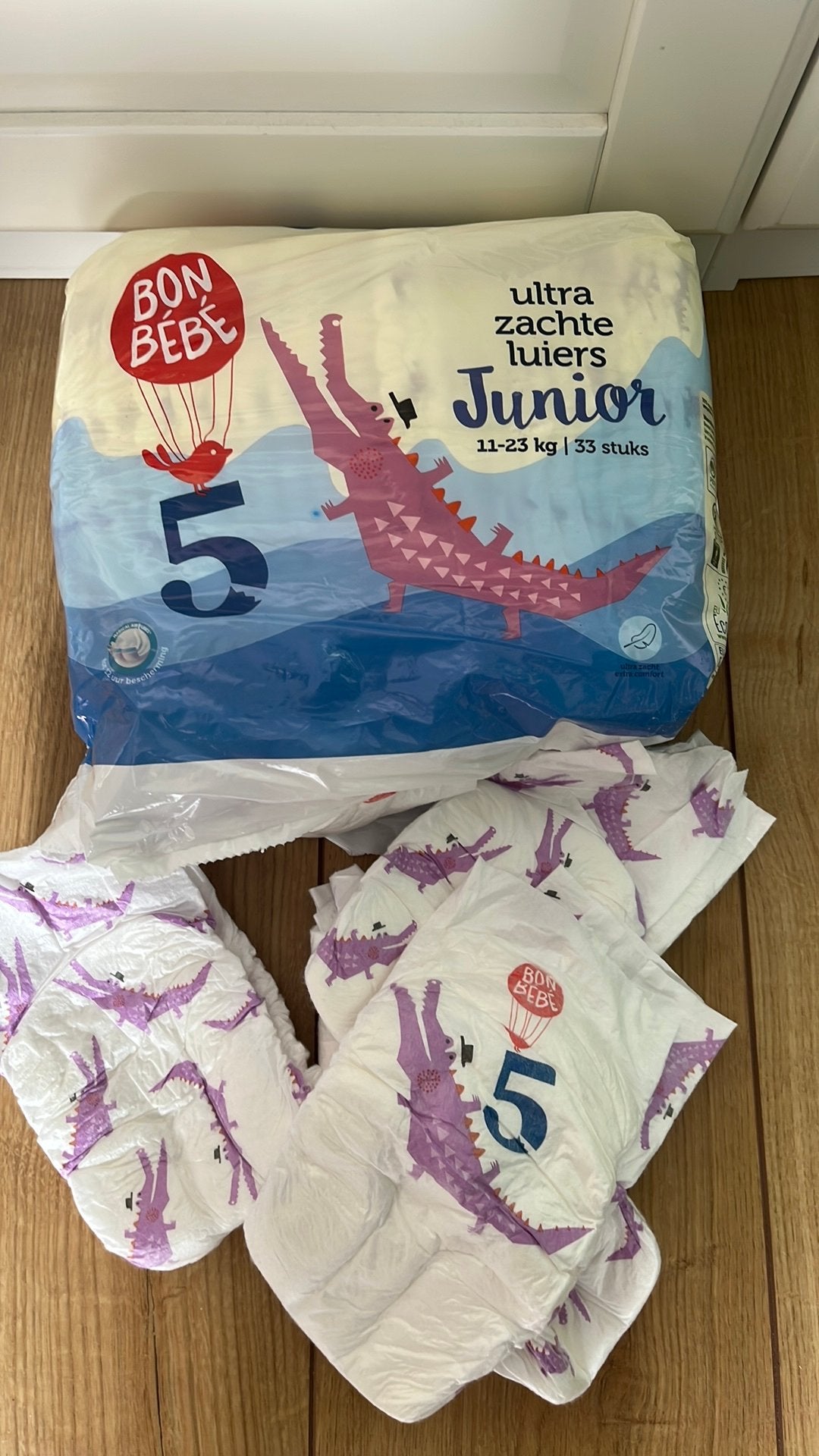 Bon bebe luiers maat 5, Kinderen en Baby's, Ophalen of Verzenden, Nieuw, Overige typen, Standaard