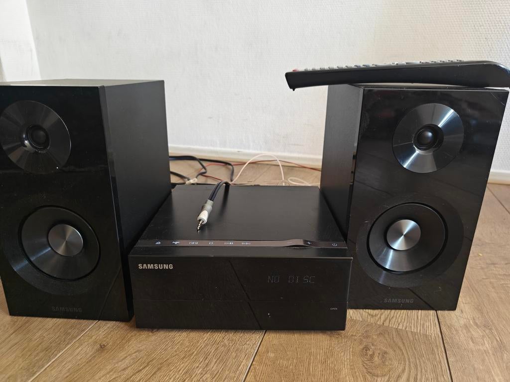 Geluidsinstallatie boxen Samsung aux, Audio, Tv en Foto, Luidsprekers, Ophalen