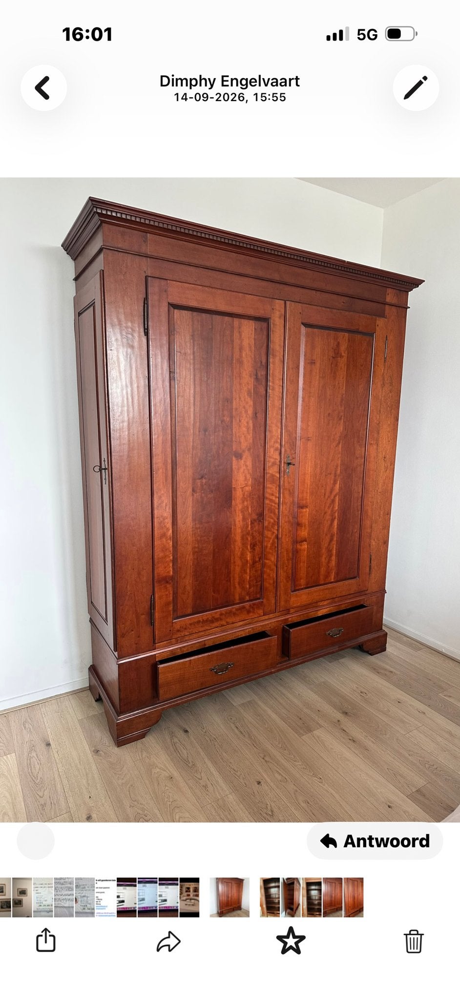 Antieke massief houten kast met twee deuren en lades, Antiek en Kunst, Ophalen