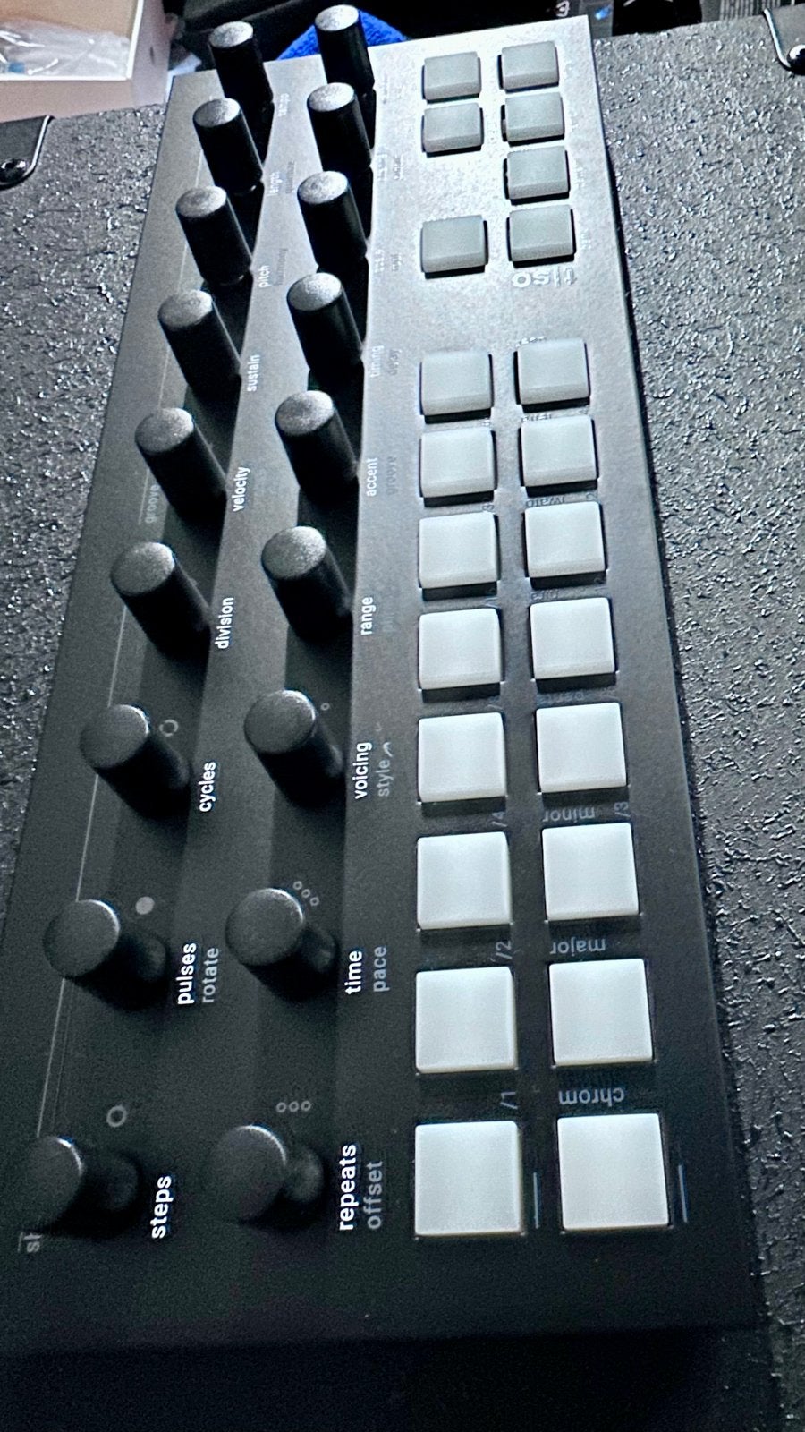 Torso Electronics - T 1 MIDI ,CV, Muziek en Instrumenten, Synthesizers, Zo goed als nieuw, Overige aantallen, Overige merken, Met midi-aansluiting