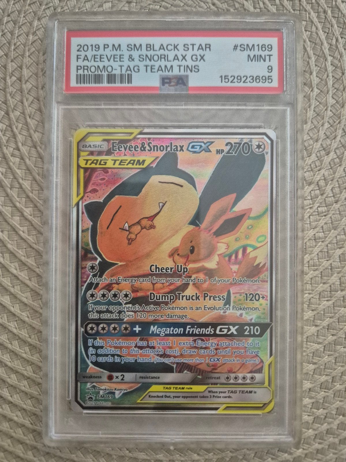 Eevee & Snorlax GX PSA 9, Hobby en Vrije tijd, Verzamelkaartspellen | Pokémon, Ophalen, Nieuw