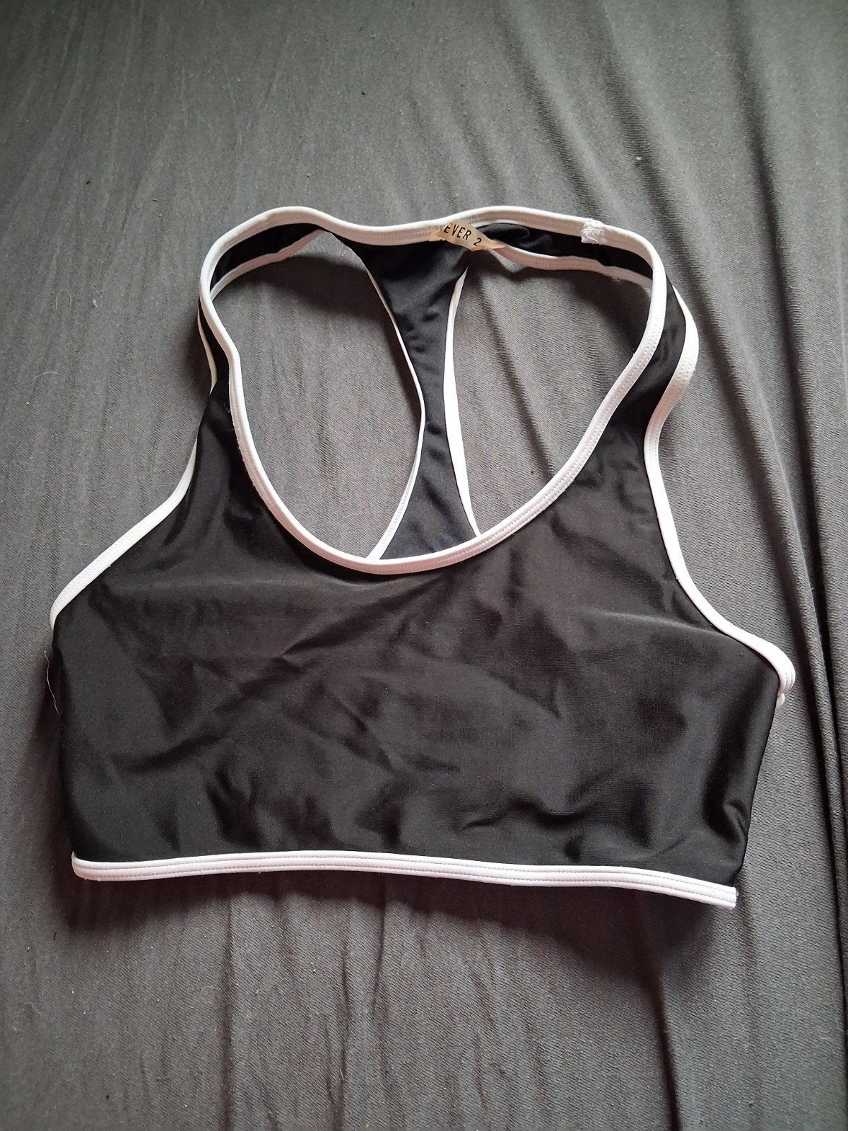 Bikinitopje sportief maat 36/38 Forever21 zwart, Kleding | Dames, Badmode en Zwemkleding, Zwart, Ophalen of Verzenden, Forever 21