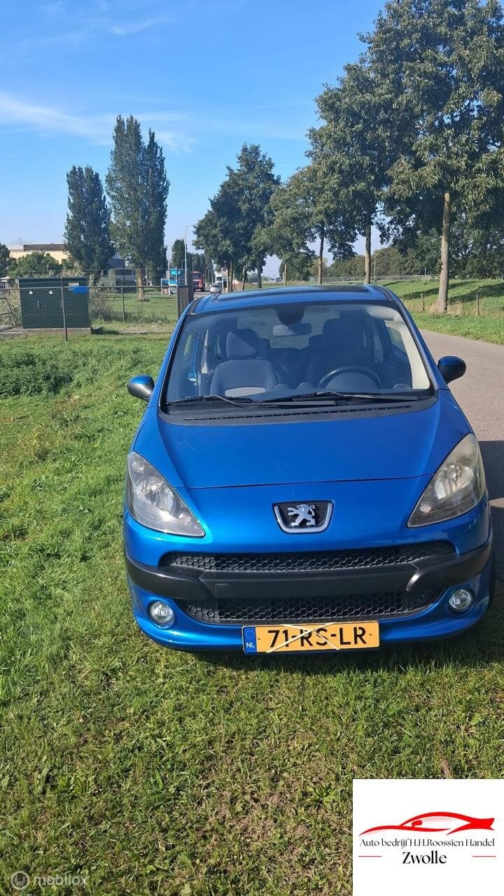 Peugeot 1007 1.6-16V Sporty, Auto's, 15 km/l, Gebruikt, 4 cilinders, Bedrijf