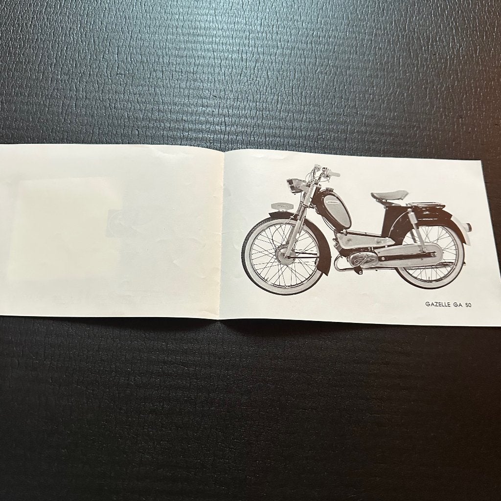 #9) GAZELLE G.A.50 1966 Bromfiets Folder GA50, Ophalen of Verzenden, Gelezen, Folder
