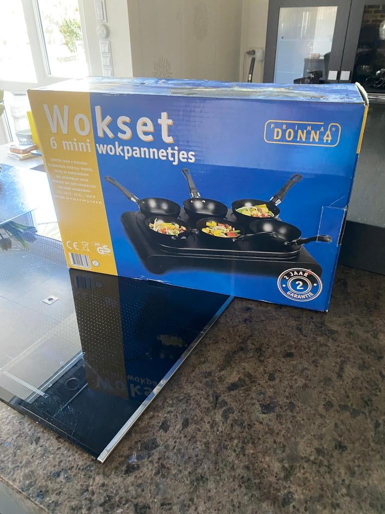 Wokset nieuw, Witgoed en Apparatuur, Ophalen, Nieuw, 4 t/m 7 personen