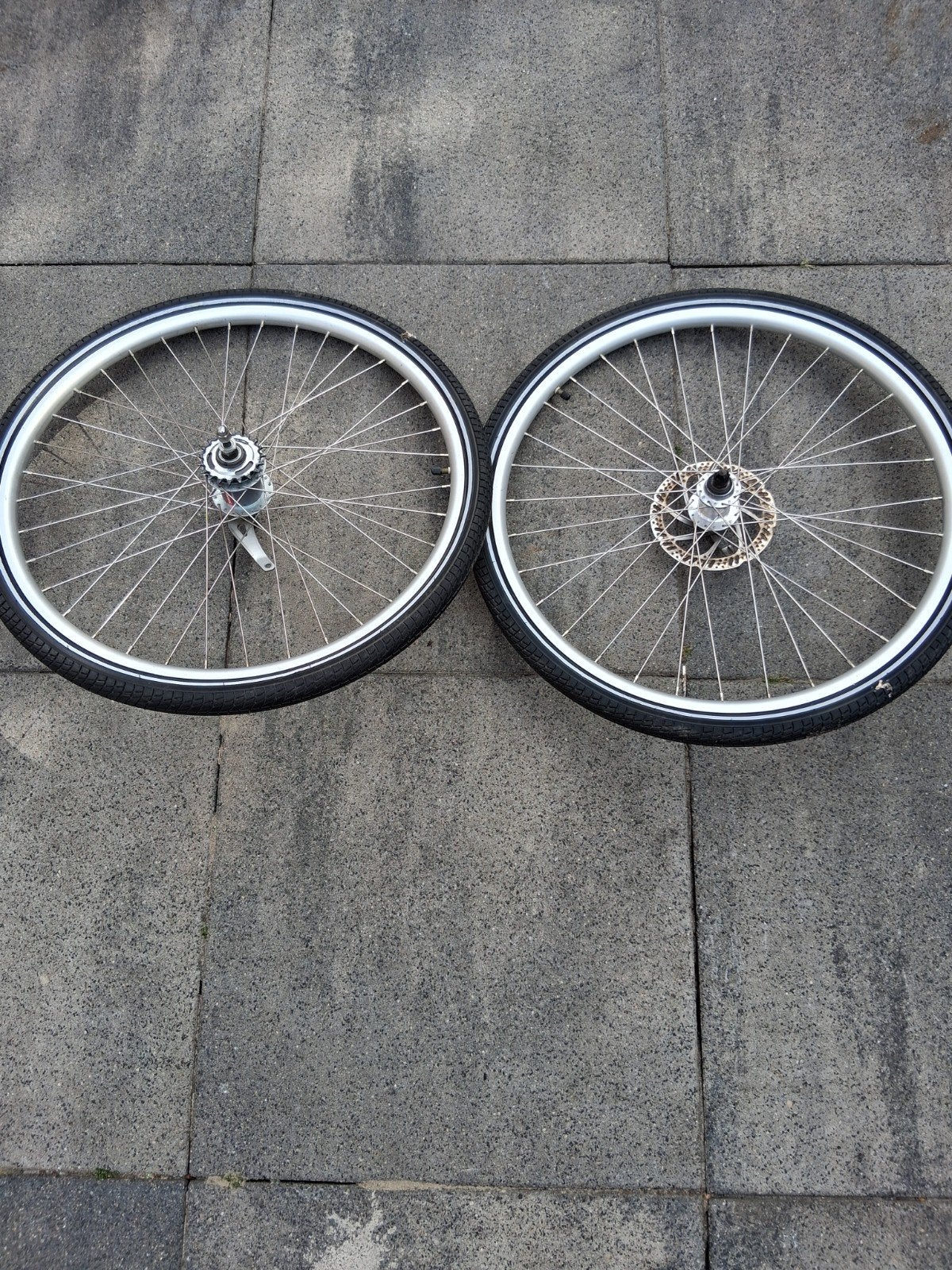 2 Fietswielen 26 inch - Voor en Achterwiel, Ophalen, Gebruikt, Toerfiets, Wiel
