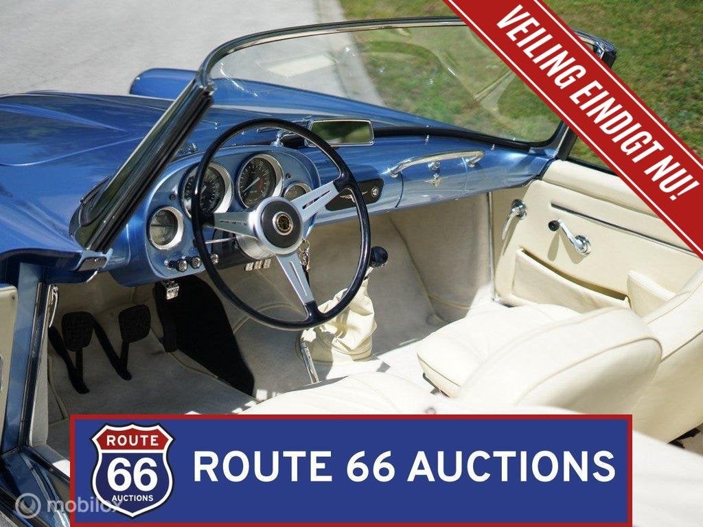 Alfa Romeo 2000 Spider Touring | 1960 | Route 66 Auctions, Auto's, Overige carrosserieën, Zwart, Bedrijf, Handgeschakeld