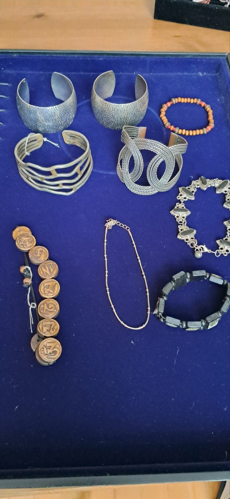 8 Armbanden en 1 Enkelbandje - Diverse Stijlen, Overige materialen, Gebruikt, Overige kleuren, Ophalen of Verzenden