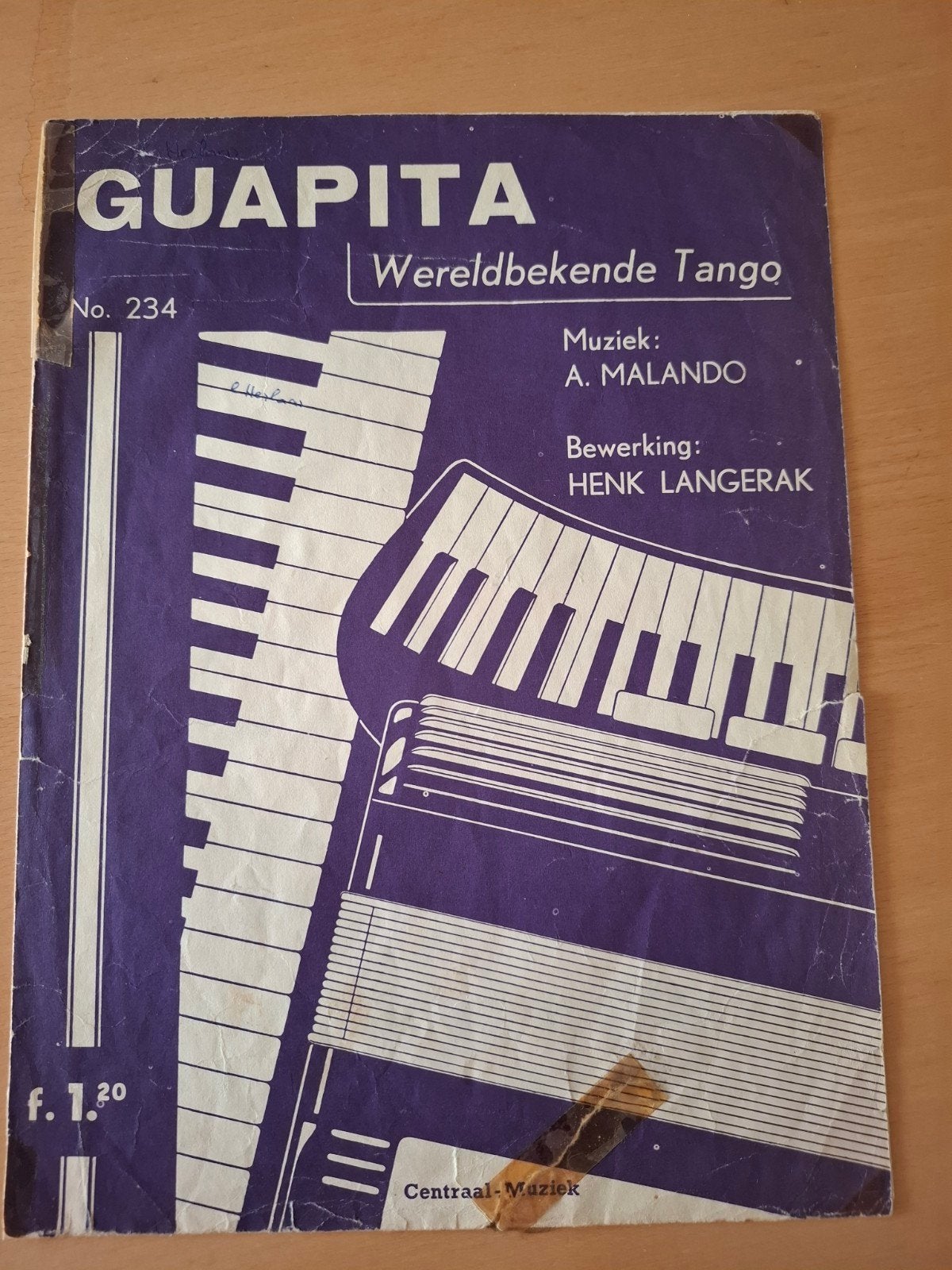 Bladmuziek Accordeon: Guapita - Wereldberoemde Tango, Ophalen of Verzenden, Gebruikt, Accordeon