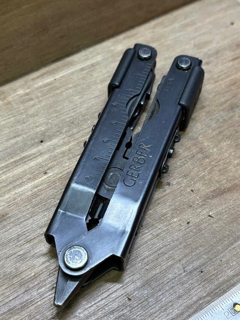 Gerber Multi-Tool 600 Serie - Robuust en Veelzijdig, Ophalen of Verzenden, Gebruikt