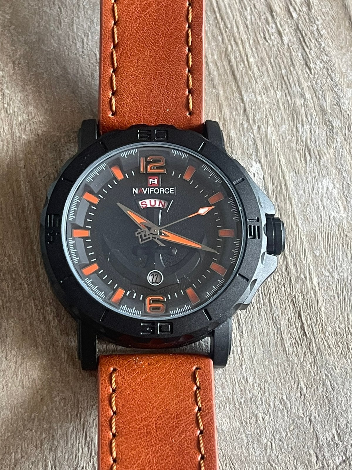 Naviforce NF9122 heren polshorloge nooit gedragen!, Sieraden, Tassen en Uiterlijk, Overige merken, Leer, Polshorloge, Ophalen of Verzenden