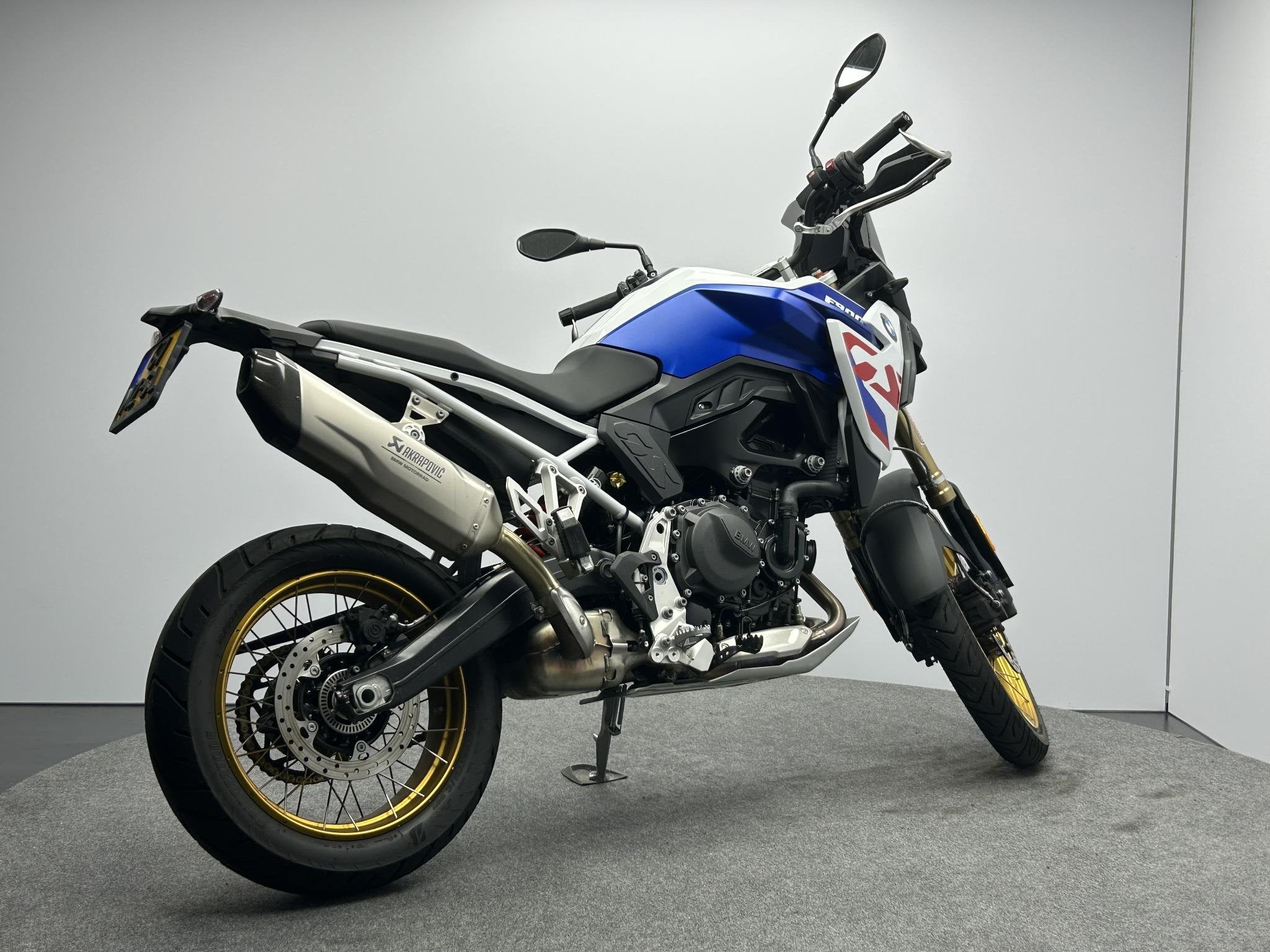 BMW F 900 GS Trophy, Motoren, Einsteinlaan 5
2289 CC  Rijswijk, NL, 895 cc, Toermotor, Handgeschakeld