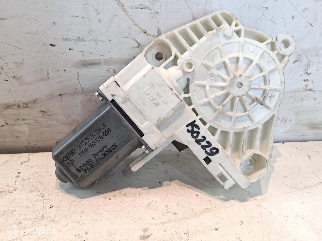 Motor portierruit Lv Audi A5 Sportback ('09-'17) 8T0959801B, Auto-onderdelen, Audi, Gebruikt