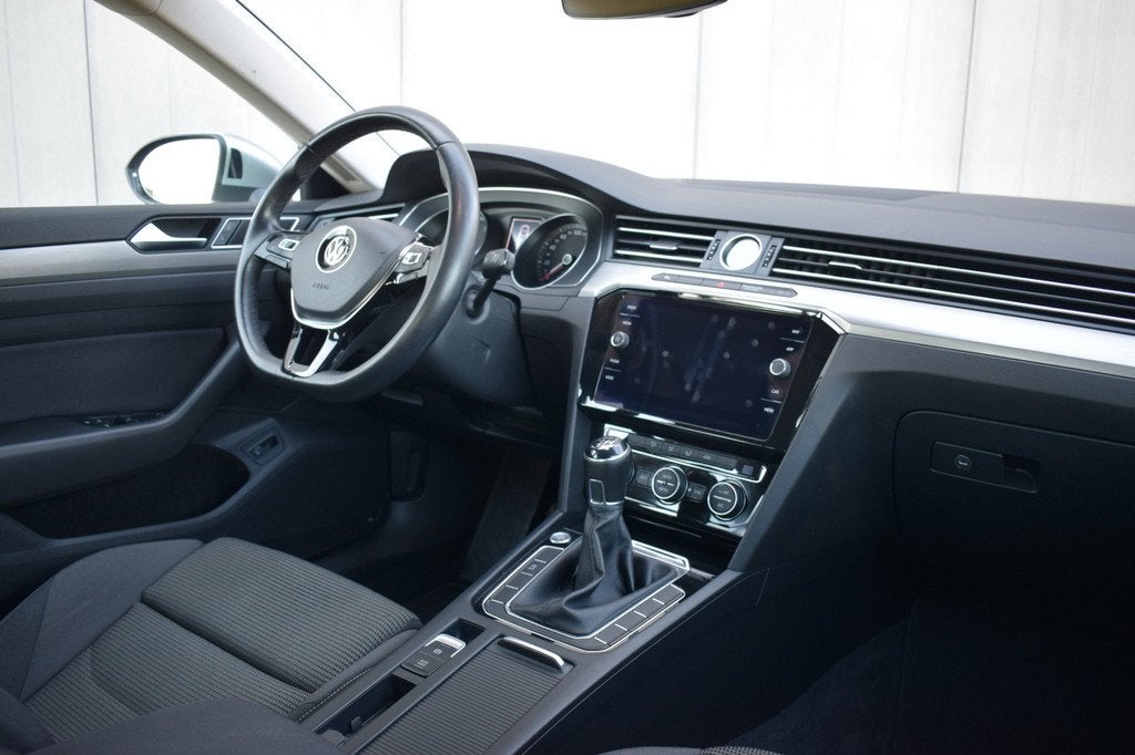 Volkswagen Arteon 1.5 TSi LED | Full Map Navi | Sportstoelen, Auto's, Volkswagen, Voorwielaandrijving, Gebruikt, 4 cilinders, Origineel Nederlands