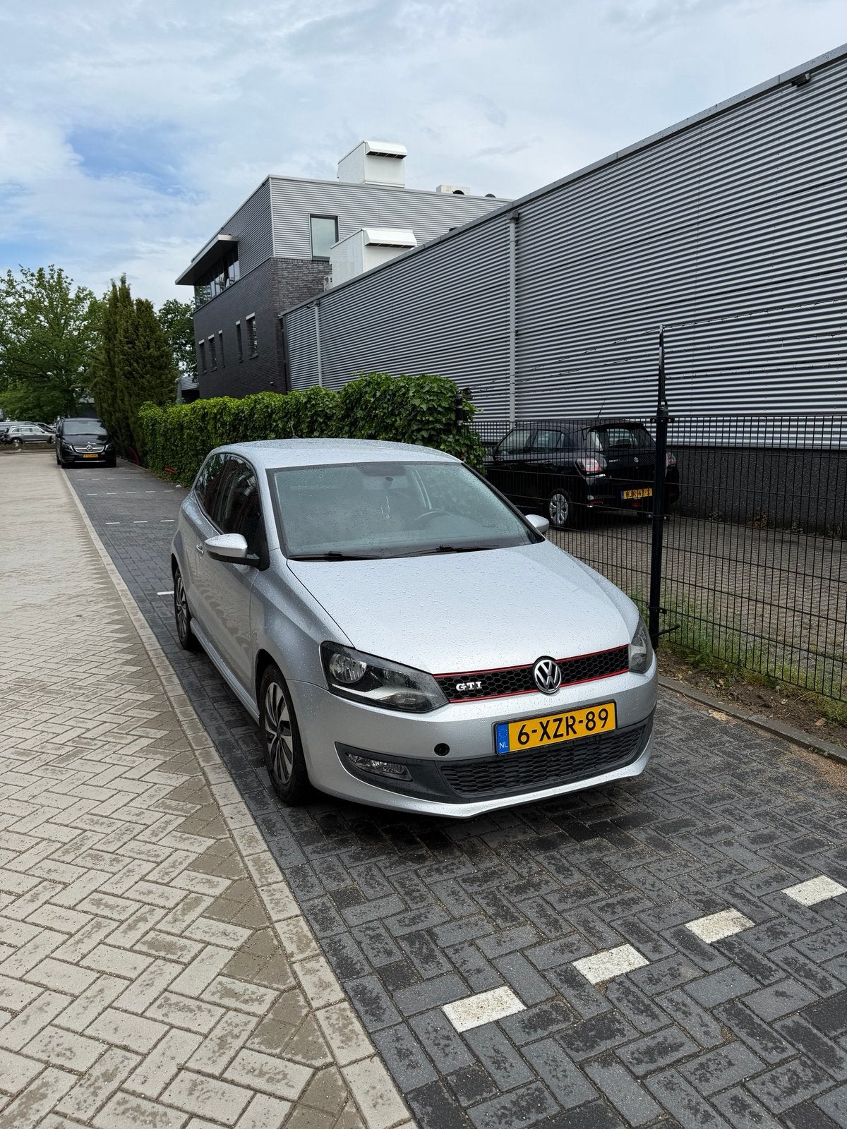 Foto 2 van Volkswagen Polo 1.4 TDI 55KW BMT 2014 Grijs