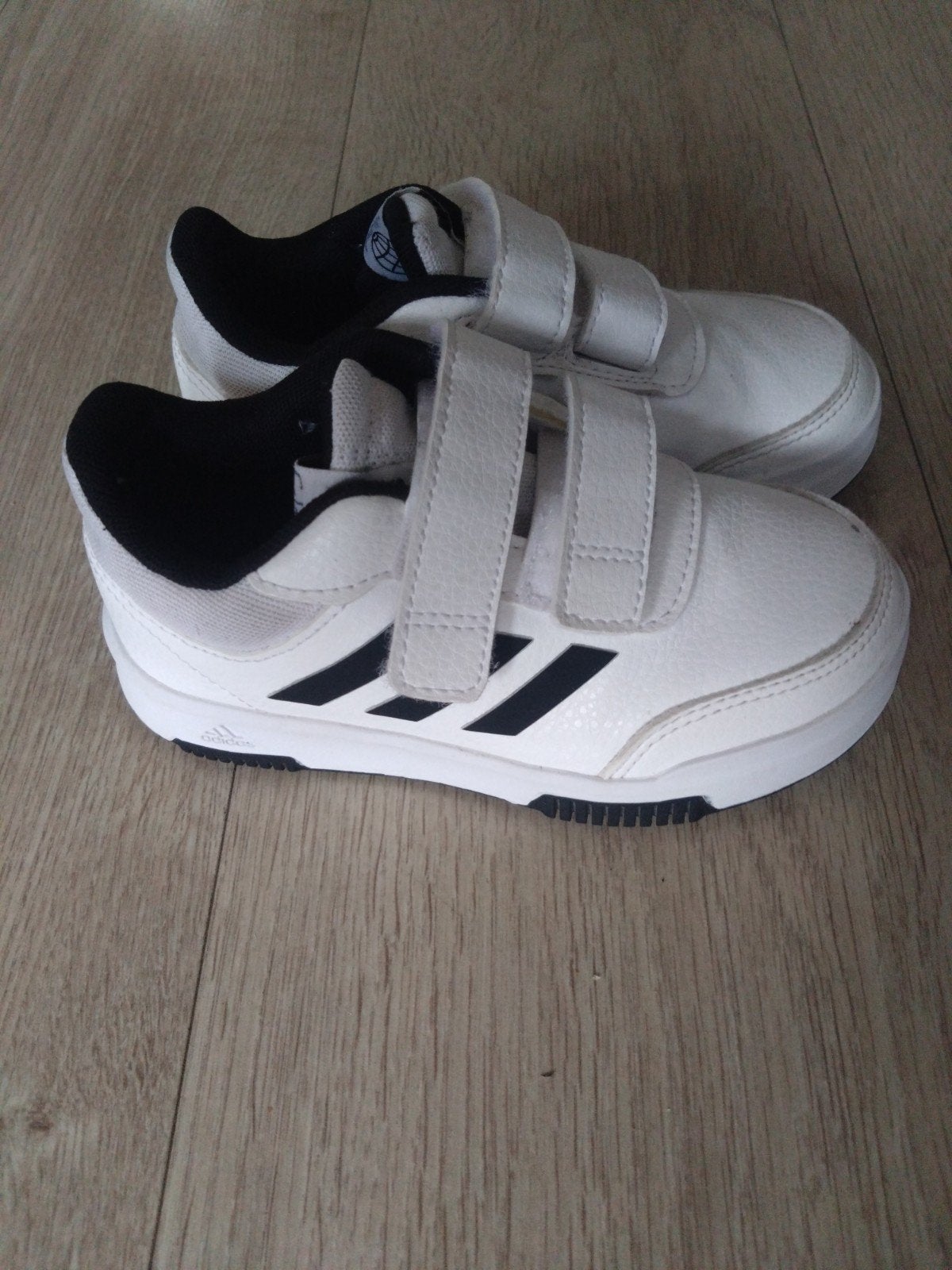 Adidas maat 28, Adidas, Jongen of Meisje, Schoenen, Ophalen of Verzenden